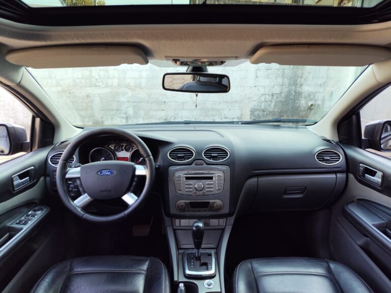 a8940121-aa2d-4727-bf40-4aa8b8e17a56