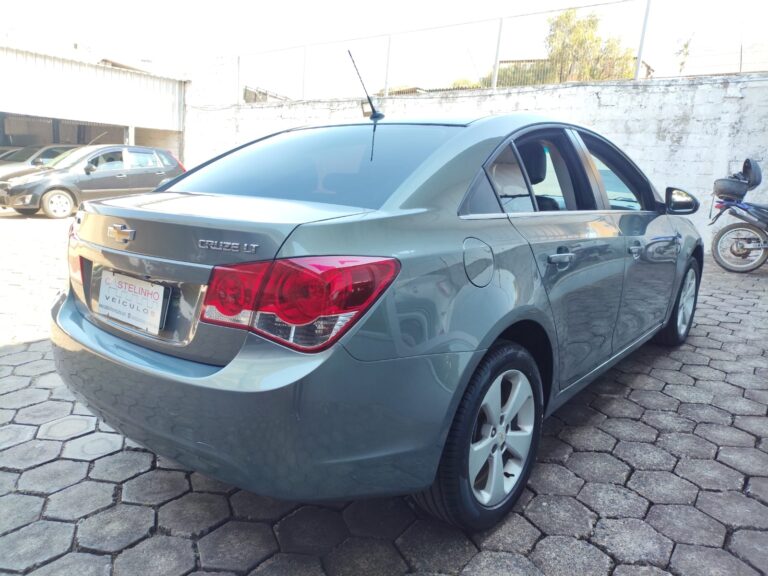 10ce5f4c-b69f-4e4c-8c77-2995521d3032