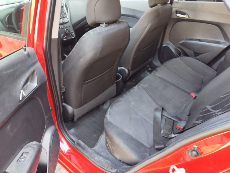 26df4446-6257-43ec-9eeb-21a1a111e8c1