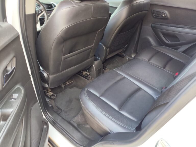 a311921a-f4df-4601-8253-89f806766221