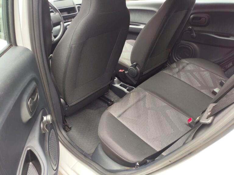 294254f7-8f1a-4bf8-a202-add3a307542b