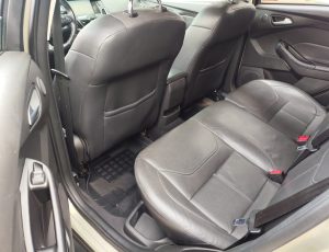 303c8e4c-b7a1-4e80-bdc9-9076fb827375